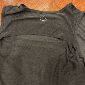 Beyond Yoga crop tank xs
